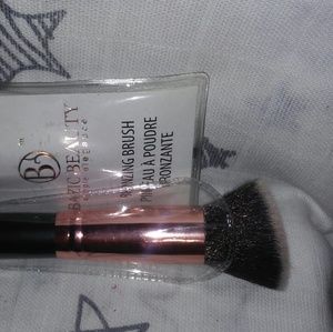 💥Brand NEW💥 Bronzer brush